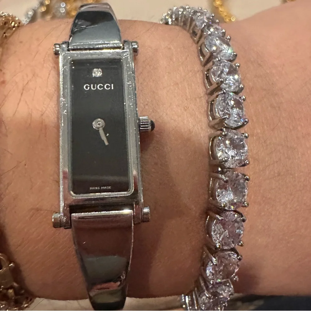 Gucci watch silver stainless steel Gucci watch black slim Gucci bracelet watch - Picture 4 of 17